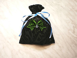 Úžitkový textil - Darčekové zamatové vrecúško čierné s mašličkou , kozmetický sáčok, vrecúško na šperky, - 13037315_