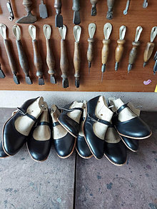 Ponožky, pančuchy, obuv - Kroje tanečné folklórné topánky - 13039895_