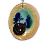 Náhrdelníky - Keramický náhrdelník, obručový, tmavomodré a bledomodré korálky, porcelánový prívesok modré oko - 13040560_