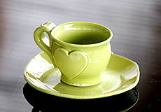 Nádoby - Keramická šálka so srdiečkom Espresso 50 ml zelená - 13052128_