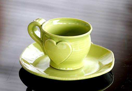 Keramická šálka so srdiečkom Espresso 50 ml zelená
