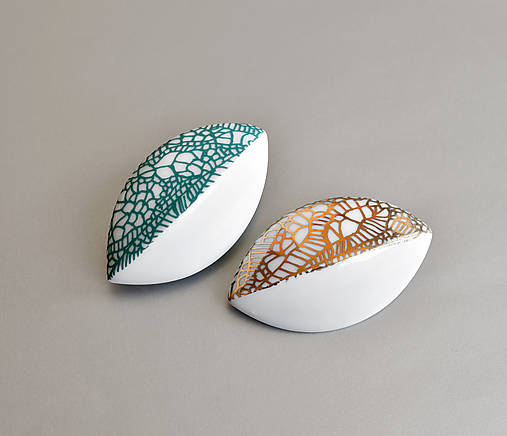 Brošne - "Leaves" porcelánová brož tyrkysová - petrolejová - 13056989_