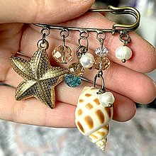 Brošne - Mediterranean Sea Brooch Pin / Zicherka-brošňa s príveskami v stredomorskom štýle - 13058596_