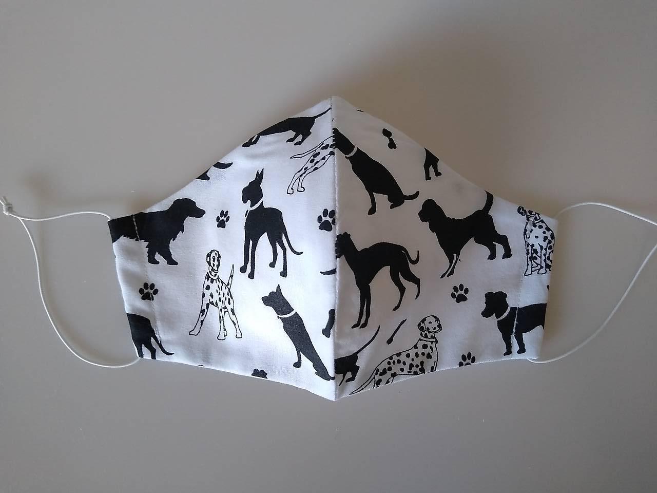 Dizajnové rúško psíky siluety biele tvarované dvojvrstvové