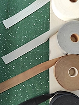 Textil - VLNIENKA výroba na mieru 100 % bavlna potlačená HVIEZDIČKY zelené - 13070831_