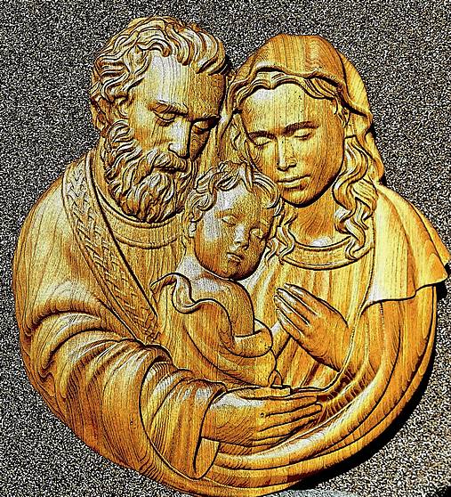 Dekorácie - Drevorezba Svätá rodina new - 13074739_
