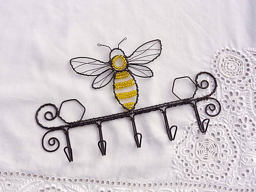  - včela....vešiak na kľúče - 13083617_