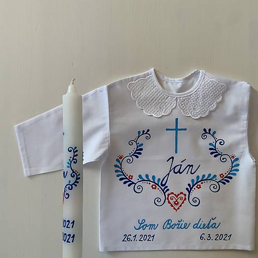 Krstná košieľka a svieca na krst ručne maľovaná modro-červená ľudovoladená s krížom