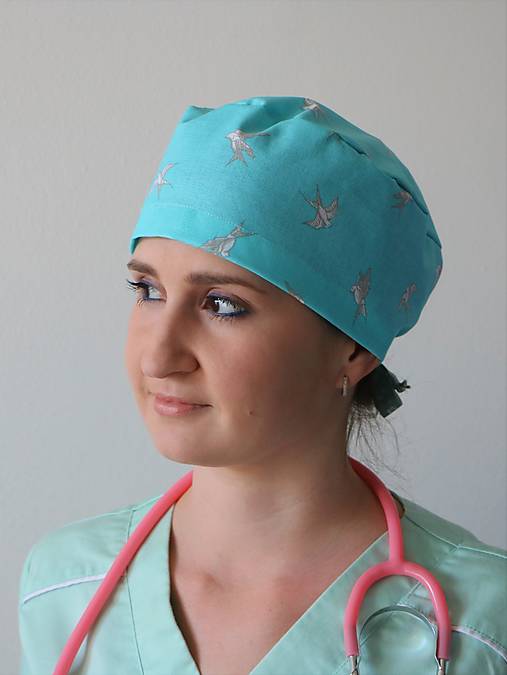 Dizajnová operačná / chirurgická čiapka lastovičky modré