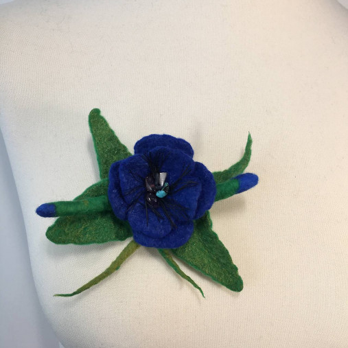  - Brošňa kvet, kráľovská modrá plstený - 13100117_