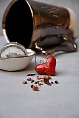 Príbory, varešky, pomôcky - sitko na čaj srdce  (Červená) - 13104060_