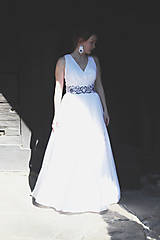 Šaty - Svadobné šaty s maľovaným opaskom - 13116549_