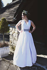 Šaty - Svadobné šaty s maľovaným opaskom - 13116555_