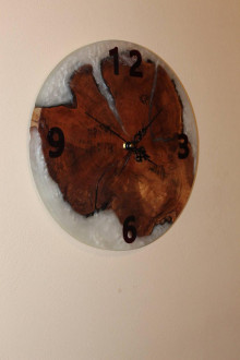 Hodiny - drevené epoxidové hodiny,jabloň - 13117556_