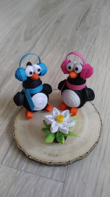 Dekorácie - Tučniaci žasnú nad kvetinkou :) - vtipná miniatúra - 13132889_