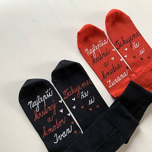 Maľované ponožky pre KRSTNÚ a KRSTNÉHO (červené + čierne)