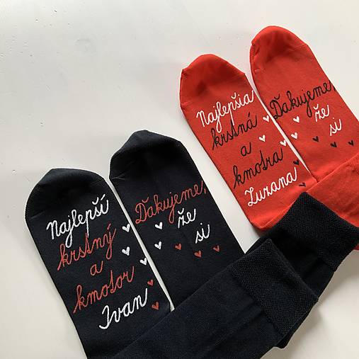 Maľované ponožky pre KRSTNÚ a KRSTNÉHO (červené + čierne)