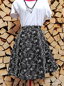 Sukne - Áčková vyšívaná sukňa vzorok výpredaj -50% 11.50€ - 13164518_