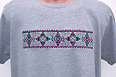 Pánske oblečenie - Pánske vyšívané tričko - Záriečie - 13188547_