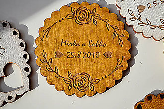 Darčeky pre svadobčanov - Svadobná drevená magnetka (kruh ruže zlatá) - 13189484_