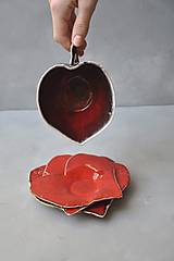 Nádoby - šálka červená srdce - 13190790_