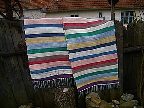 Úžitkový textil - Tkané koberce pestrofarebné  - 13192479_