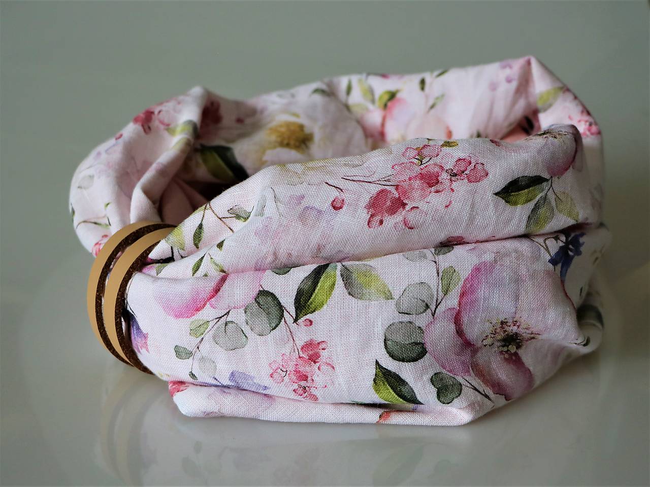 Štýlový ľanový nákrčník šípová ruža