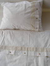 Úžitkový textil - Luxusné návliečky 1+1 s krajkou ECRA prírodná bavlna NATURAL s drevenými gombíkami - 13198641_