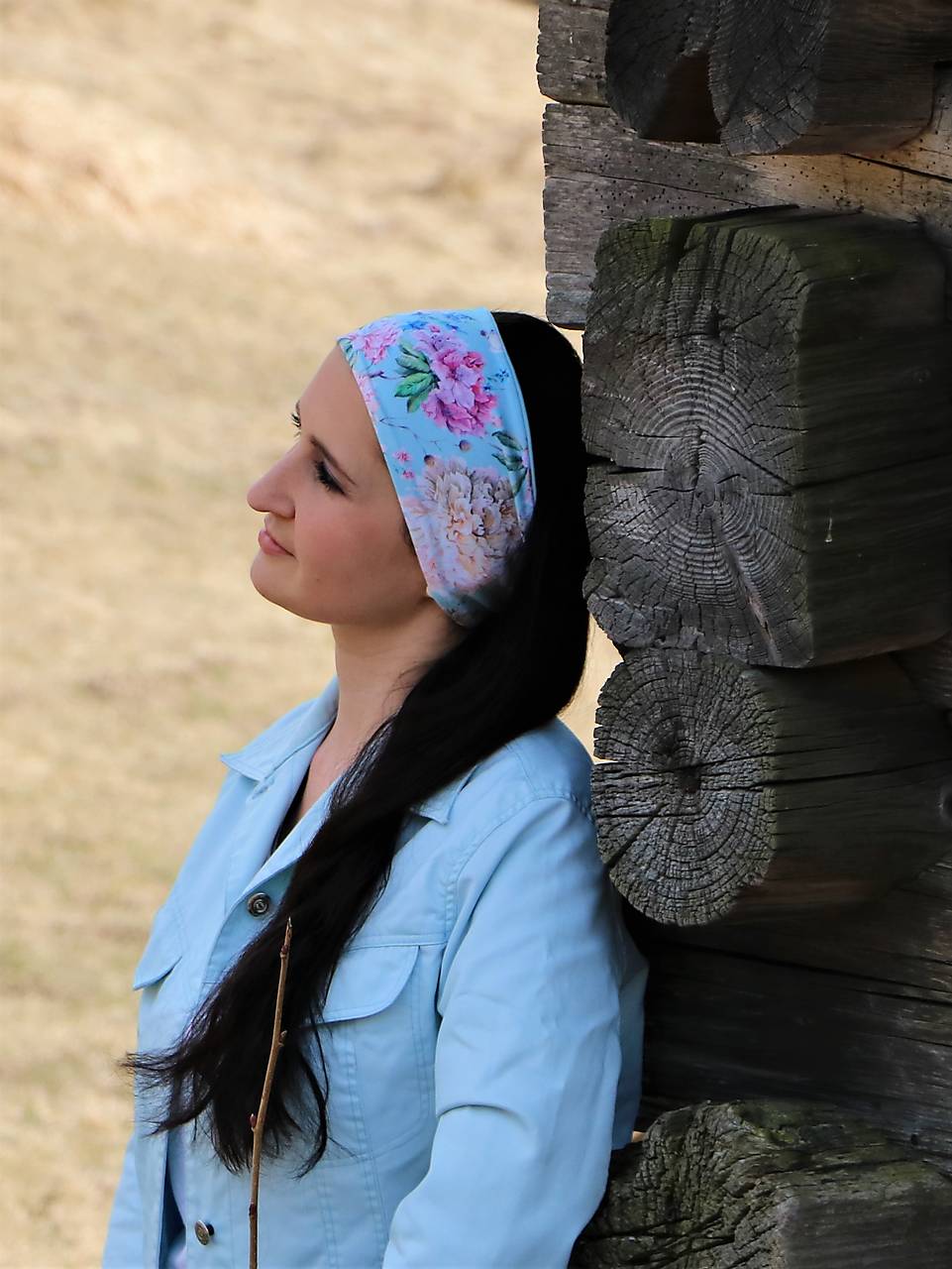 Úpletová čelenka kvety na belasej