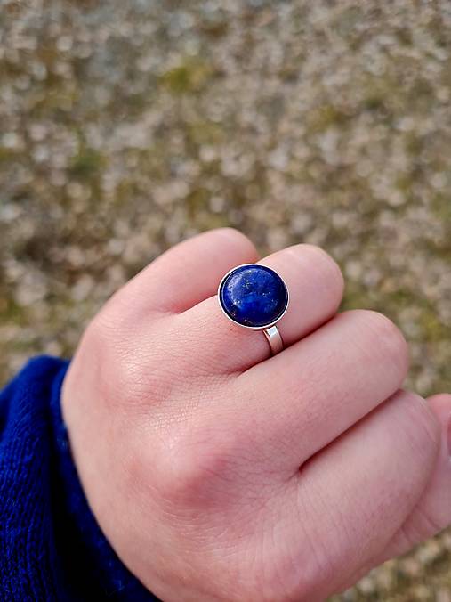 Lapis Lazuli prsteň z rhodiovaného striebra