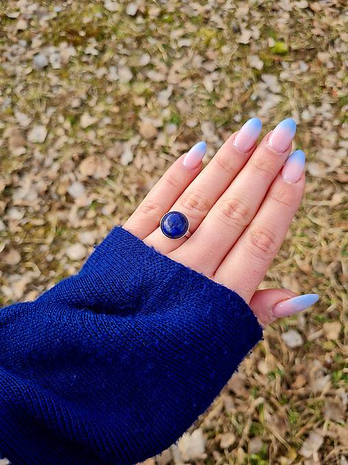 Lapis Lazuli prsteň z rhodiovaného striebra