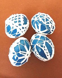 Dekorácie - Veľkonočné kraslice s háčkovano-šitou krajkou  (Modrá) - 13203455_