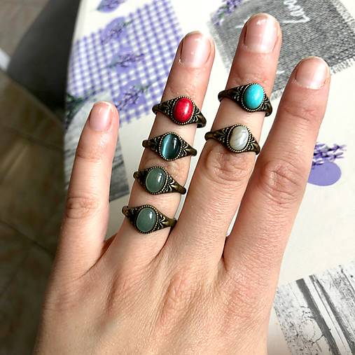 Simple Mini Bronze Gemstone Ring / Jemný bronzový prsteň s minerálom