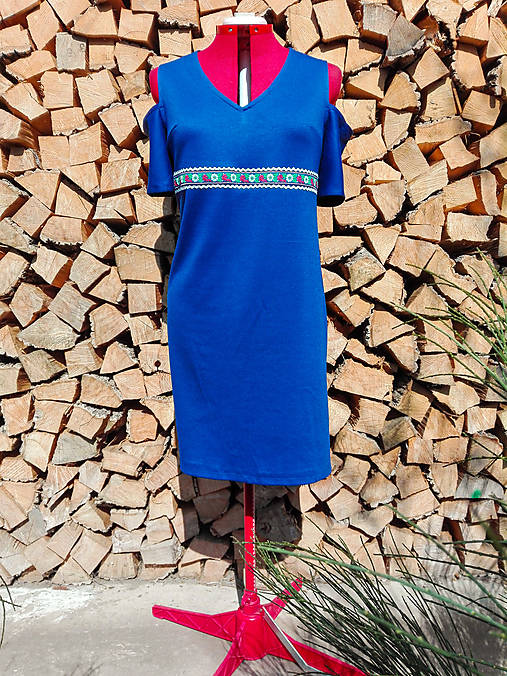 Šaty s folklórnou stužkou vzorok -50% 15€