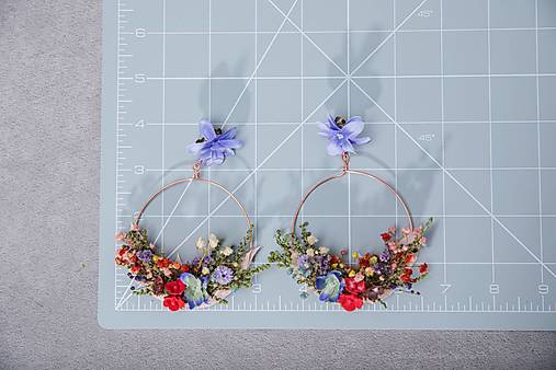 Kvetinové kruhové náušnice "letná romanca"