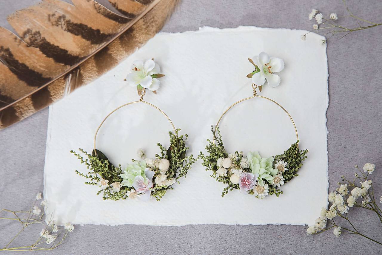 Kvetinové kruhové náušnice "jarný vánok"
