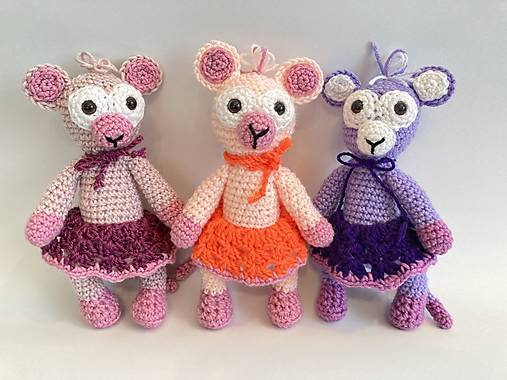 Hračky -  Hačkovaná Hračka - opica v suknici :) - 13221525_