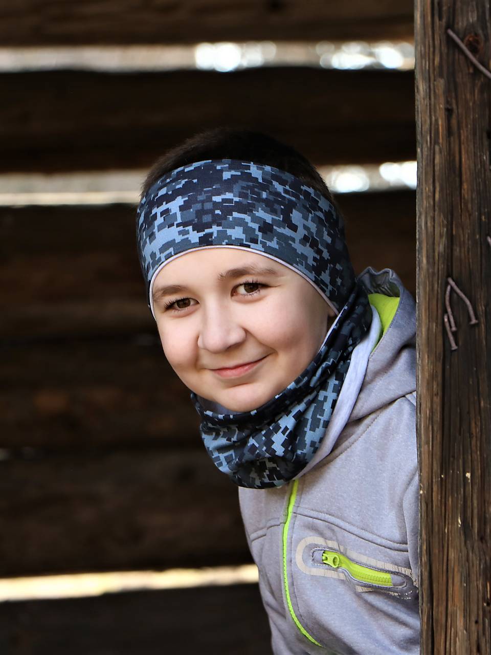 Úpletová čelenka digi maskáč šedý