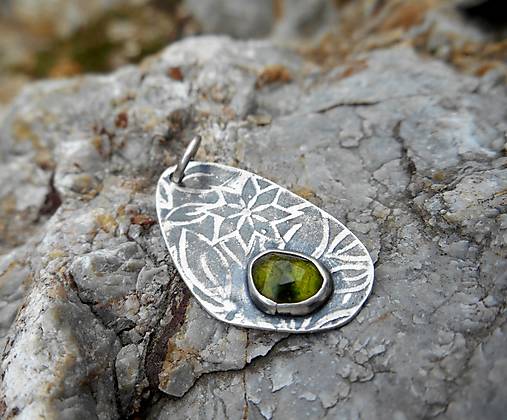 Strieborný Prívesok s Turmalínom