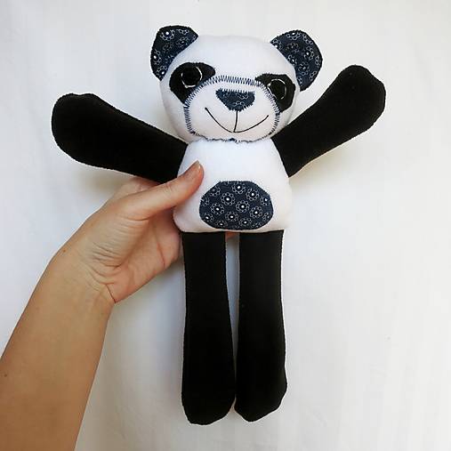 Maňuška panda - Rodinka Tmavookých od Modrého údolia