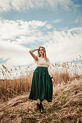 Sukne - Perlička - ľanová sukňa s veľkými našitými vreckami (lesná zelená) - 13234422_