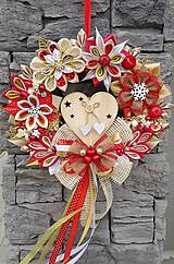 Dekorácie - Vianočný veniec adventny alebo na dvere s jutou (S červeným anjelikom) - 13236483_