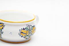 Nádoby - Starodávna miska na polievku s habánskym dekórom - 13244405_