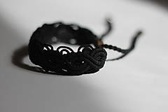 Macramé čierny elegantný náramok