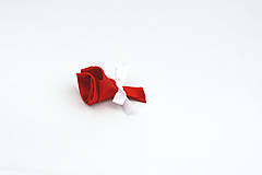 Svadobné pierka - Pierko červeno-biela ruža stredné - 13244758_