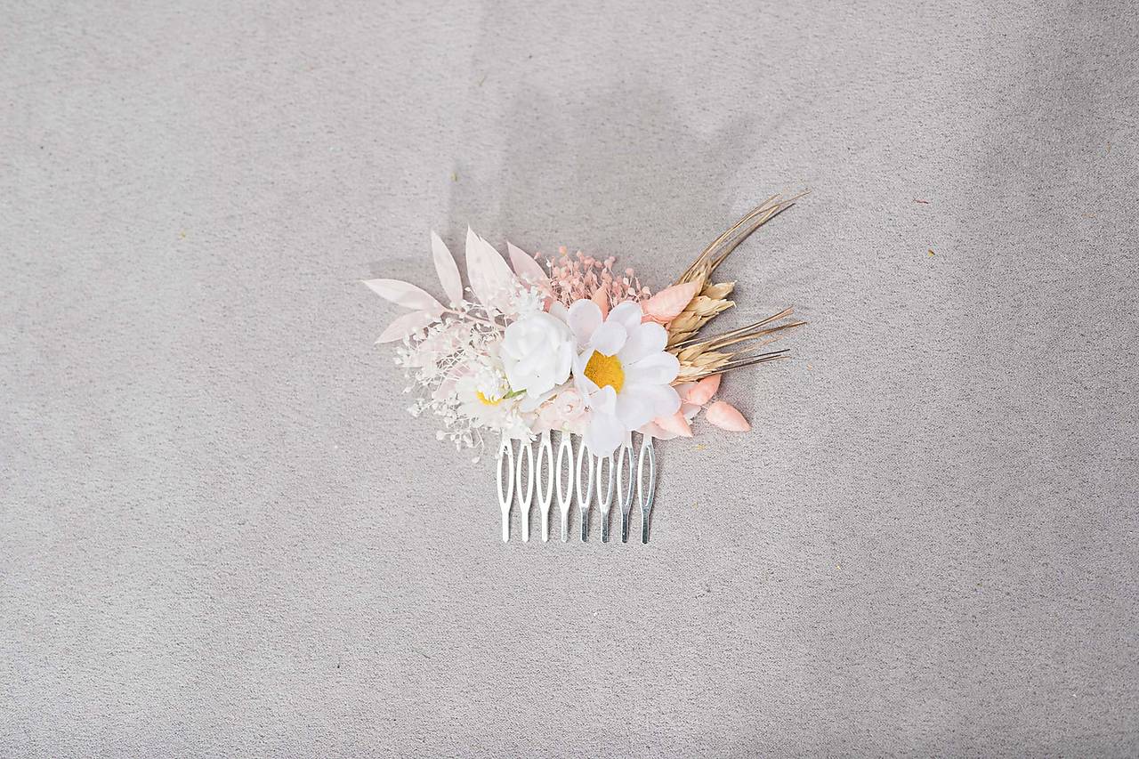 Kvetinový hrebienok "nežná margarétka" 