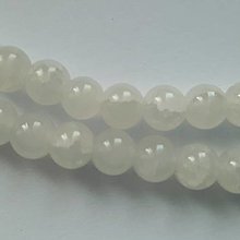 Korálky - Sklenené korálky Candy Jade Beads™-8mm-10ks (krakl mliečna) - 13255186_