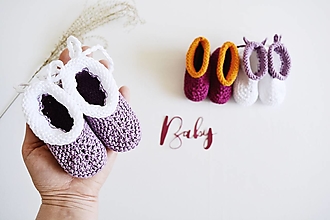 Detské topánky - Bavlnené papučky so šnúrkami pre bábätko  (fialová - 3 až 6 mes.) - 13261741_