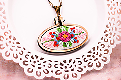 Náhrdelníky - Kvetinový náhrdelník ručne šitý II. - 13259595_