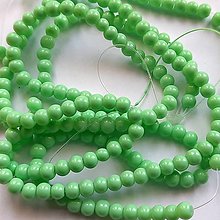 Korálky - Candy Jade Beads™-4mm-30ks (sv.zelená) - 13267178_
